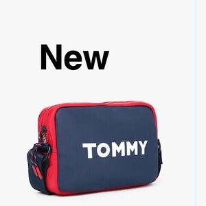 New Tommy Hilfiger Jordana li Camera Crossbody Bag In Primary Red⭐️⭐️⭐️⭐️